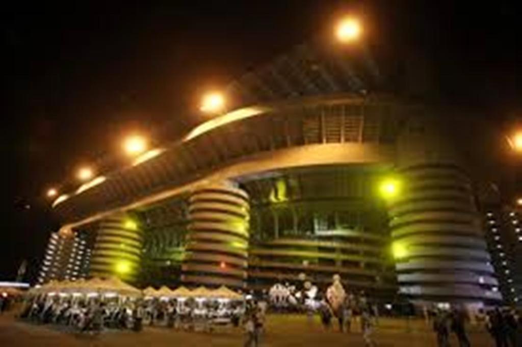 Bed and Breakfast Luci A San Siro Mailand Exterior foto